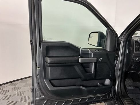 Used 2018 Ford F150 XLT w/ Equipment Group 302A Luxury AWD/4WD image 13