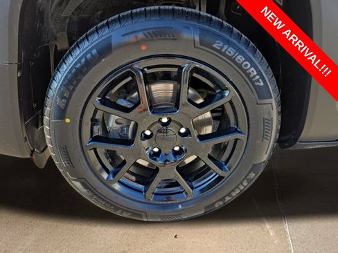 Used 2020 Jeep Renegade Altitude FWD image 29