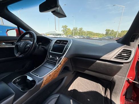 Used 2016 Lincoln MKX Reserve w/ Technology Package AWD/4WD image 13