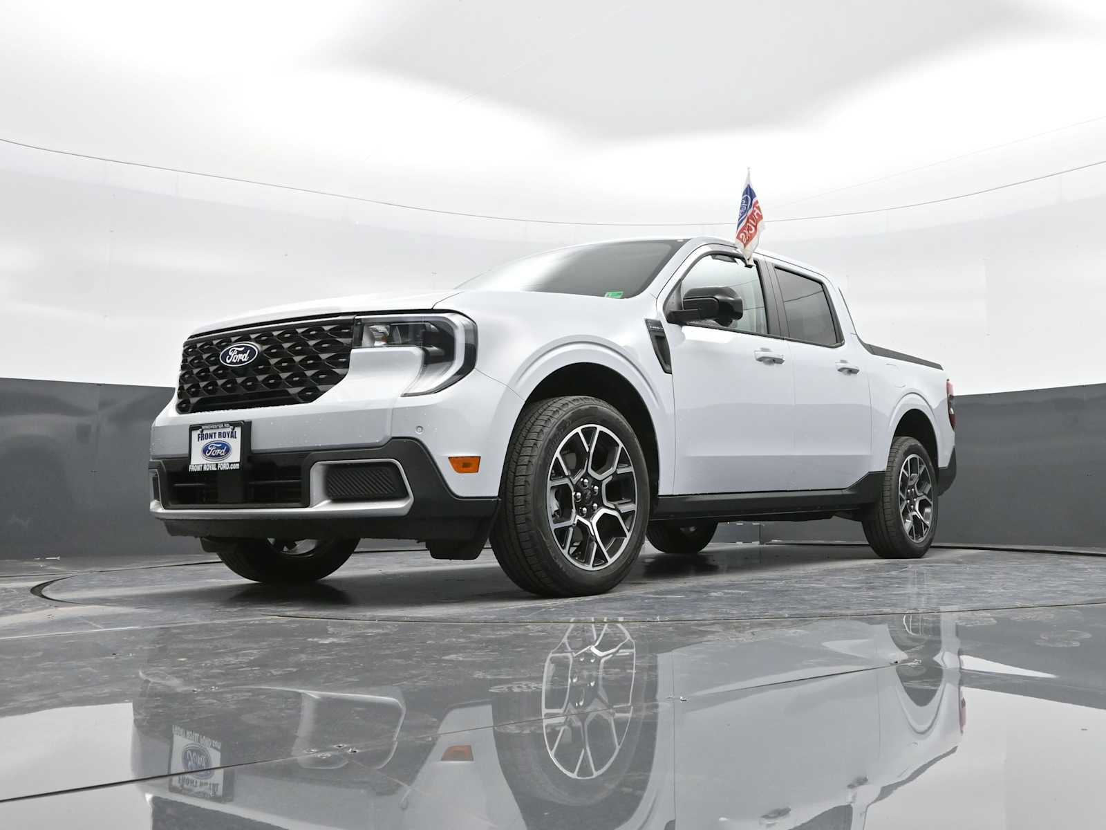 Used 2025 Ford Maverick Lariat w/ 4K Tow Package AWD/4WD image 44