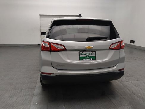 Used 2020 Chevrolet Equinox LS w/ LS Convenience Package FWD image 6
