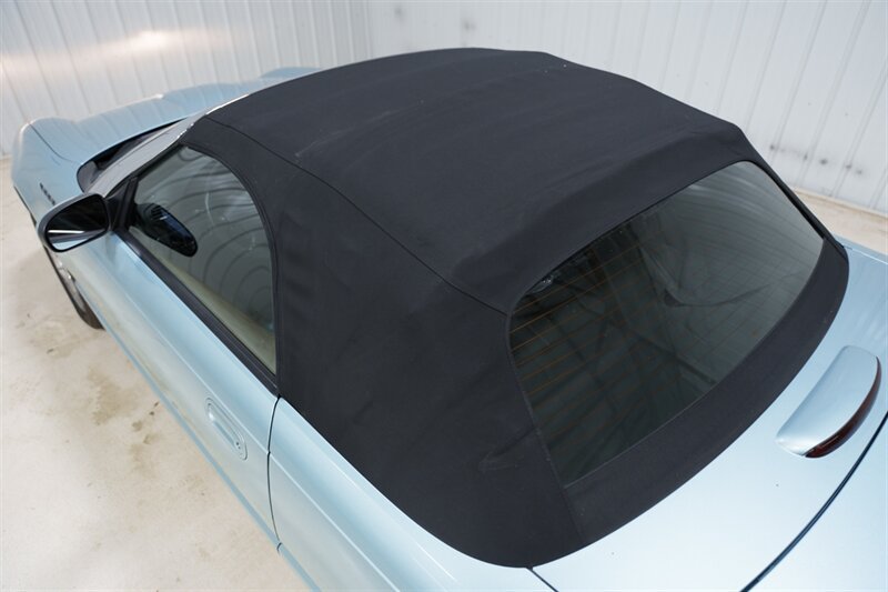 Used 2002 Ford Thunderbird RWD image 17