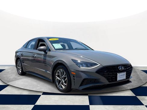Used 2023 Hyundai Sonata SEL w/ Convenience Package FWD image 1