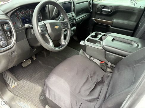 Used 2020 Chevrolet Silverado 1500 LT w/ Trailering Package image 8