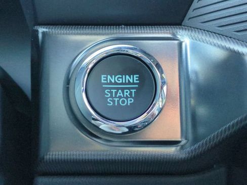 Used 2025 Ford F150 Platinum w/ Equipment Group 702A High AWD/4WD image 28
