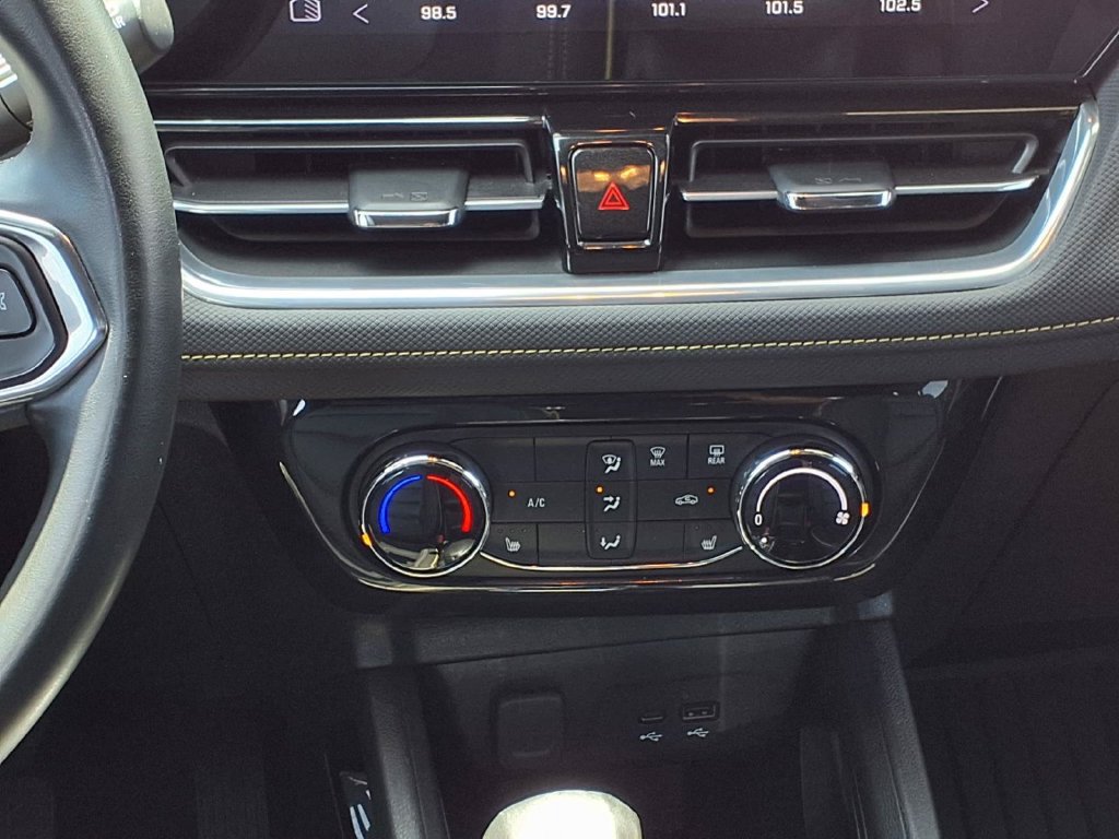 Used 2024 Chevrolet TrailBlazer ACTIV w/ Driver Confidence Package FWD image 15