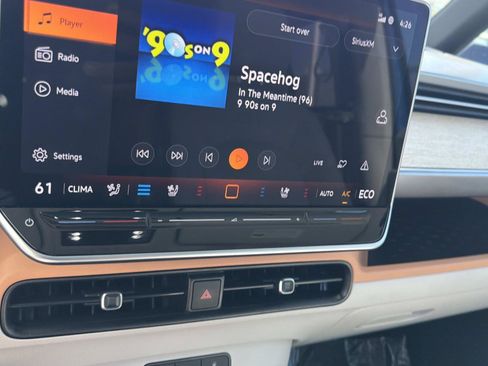 Certified 2025 Volkswagen ID. Buzz Pro S Plus AWD/4WD image 24