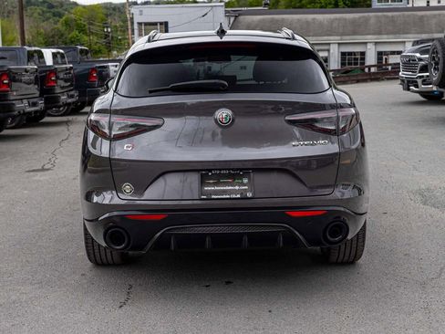 Used 2024 Alfa Romeo Stelvio Veloce AWD/4WD image 5