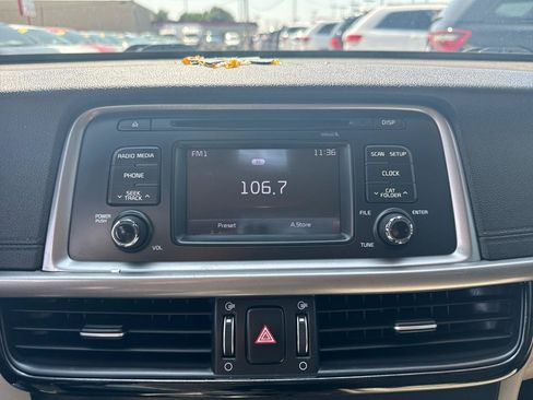 Used 2016 Kia Optima LX FWD image 20