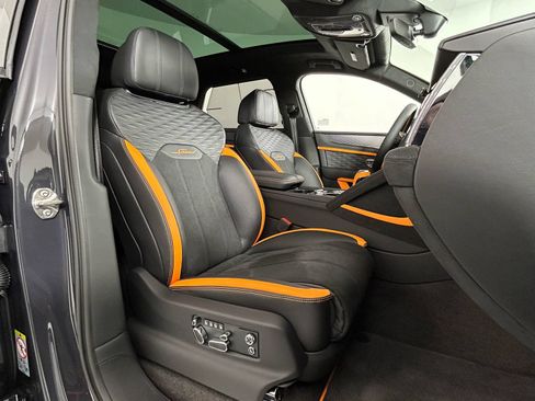 New 2026 Bentley Bentayga Speed AWD/4WD image 28