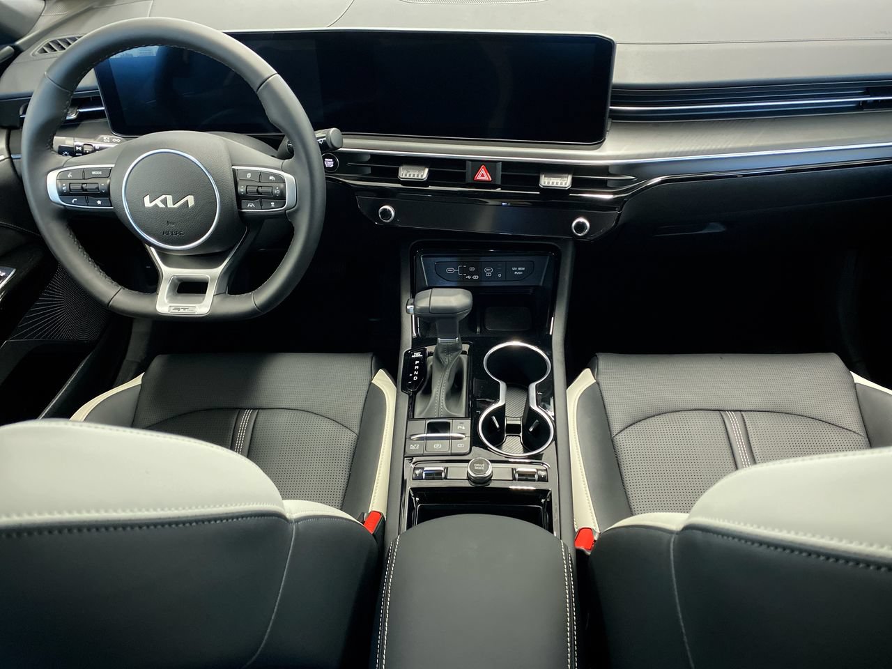 New 2026 Kia K5 GT-Line FWD image 31