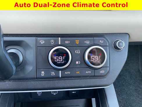 Used 2022 Land Rover Defender 110 SE AWD/4WD image 43