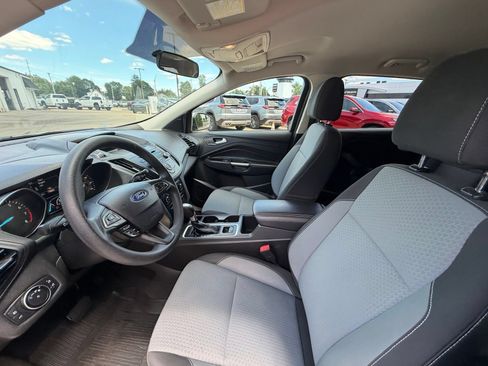 Used 2017 Ford Escape SE AWD/4WD image 4