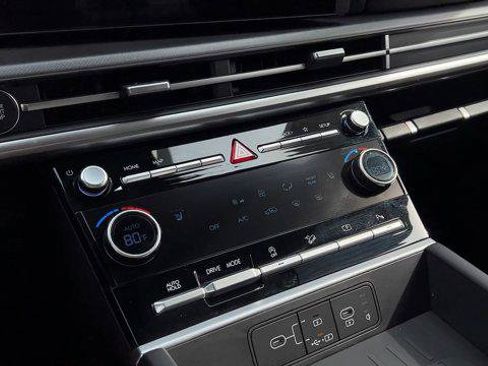 Used 2026 Hyundai Santa Fe SEL FWD image 29