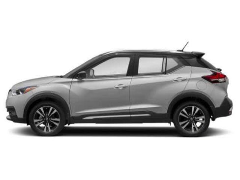 Used 2019 Nissan Kicks SR FWD image 3