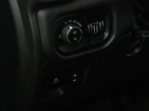 Used 2023 RAM 1500 Laramie image 9