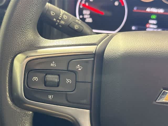 Used 2022 Chevrolet Silverado 1500 Custom w/ LPO, Blackout Package AWD/4WD image 18