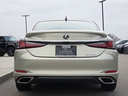 New 2025 Lexus ES 350 Ultra Luxury image 28