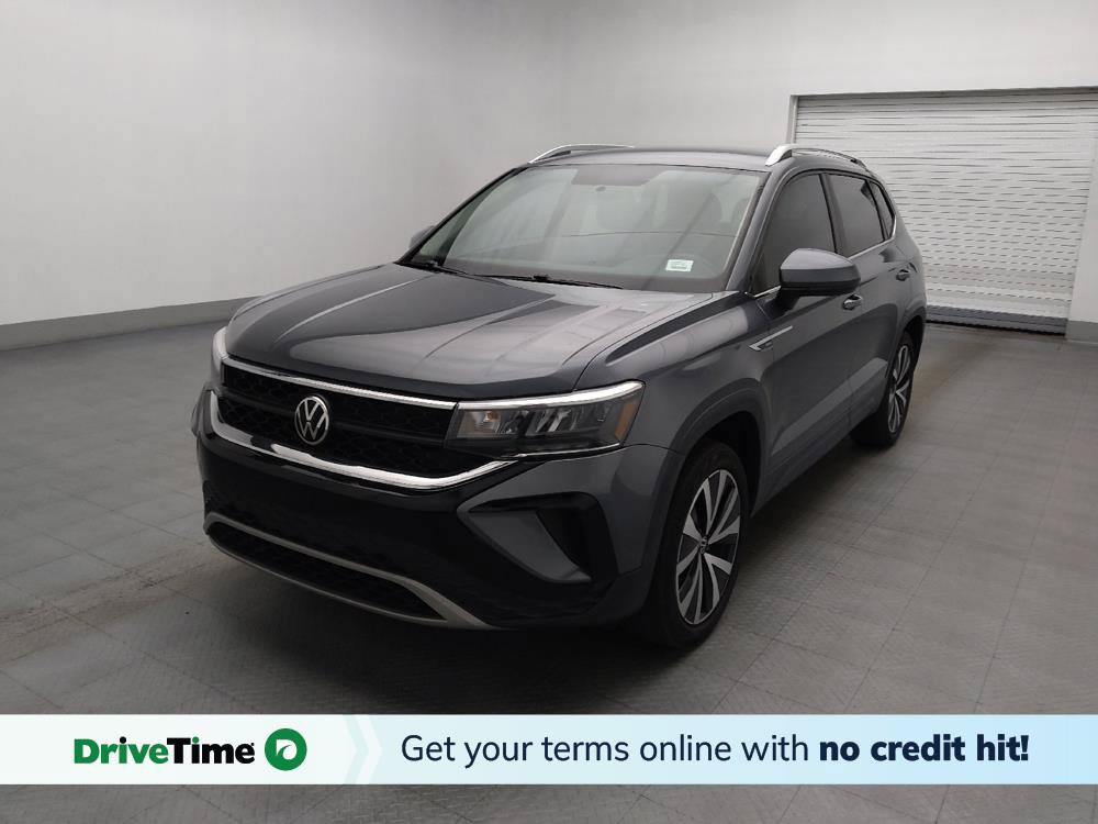Used 2022 Volkswagen Taos SE FWD image 1