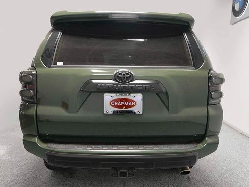 Used 2022 Toyota 4Runner TRD Off-Road Premium w/ Moonroof Package AWD/4WD image 4