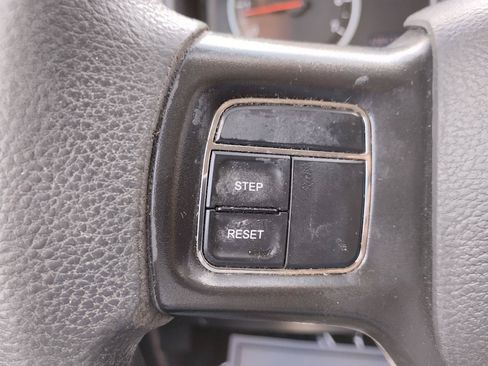 Used 2012 RAM 1500 Express RWD image 23