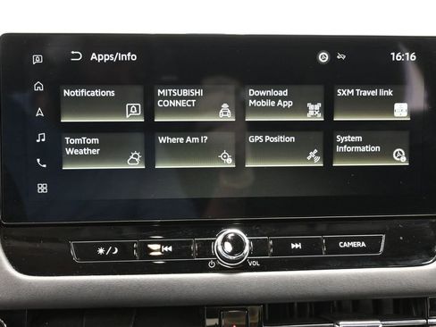 Used 2025 Mitsubishi Outlander SE AWD/4WD image 25