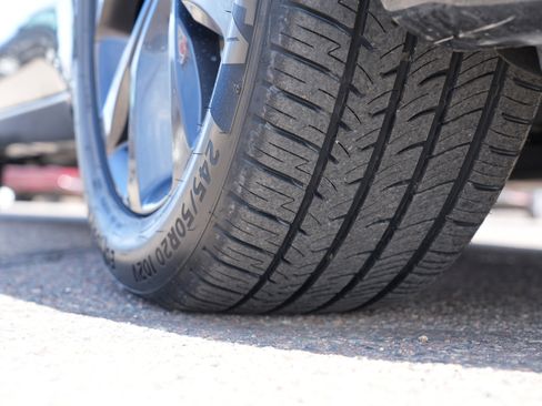 Used 2018 Chrysler Pacifica Touring Plus w/ S Appearance Package image 11