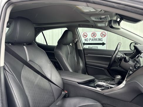 Used 2019 Toyota Camry XSE w/ Driver Assist Package image 29