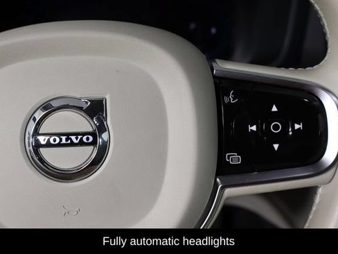 Used 2024 Volvo S60 B5 Plus w/ Climate Package FWD image 10