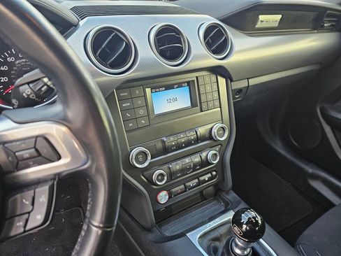 Used 2019 Ford Mustang GT image 28