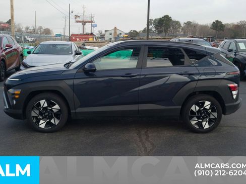 Used 2025 Hyundai Kona SEL image 11