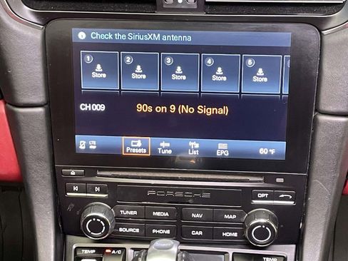 Used 2018 Porsche 911 Carrera GTS image 27