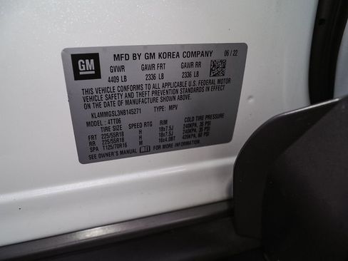 Certified 2022 Buick Encore GX Essence w/ Experience Buick Package image 45