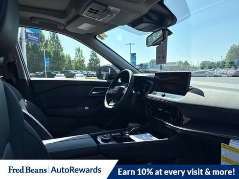 New 2026 Nissan Rogue Platinum AWD/4WD image 14