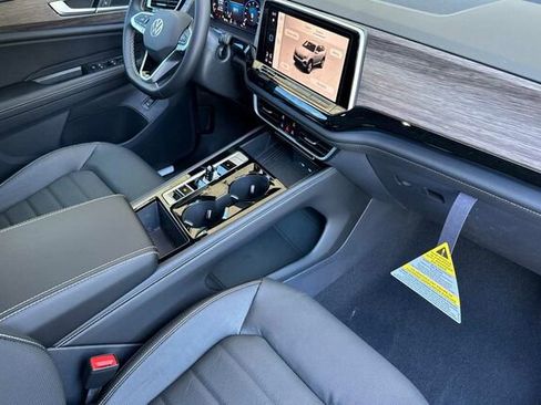 New 2026 Volkswagen Atlas SEL AWD/4WD image 17