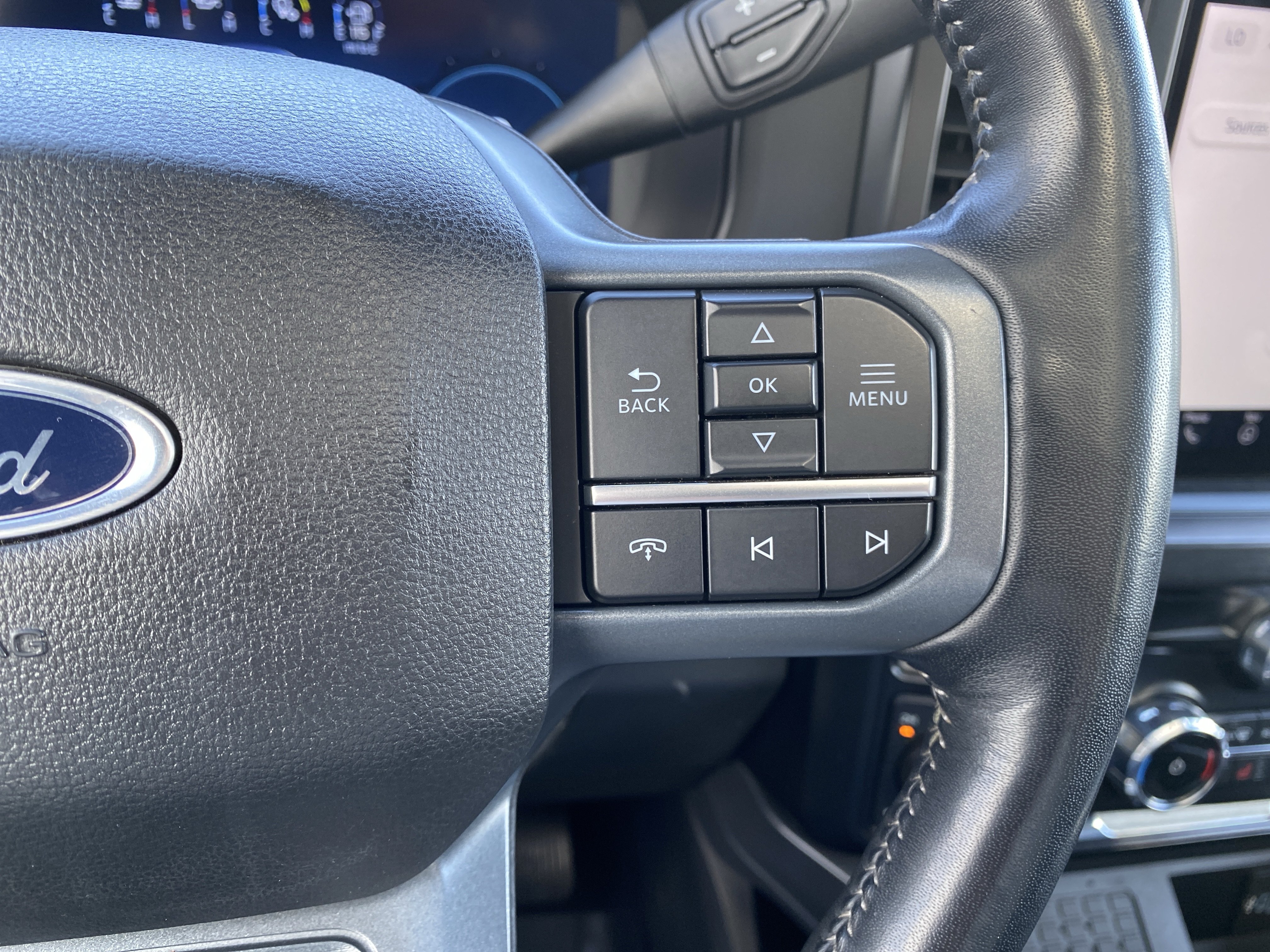 Used 2024 Ford F350 Lariat w/ Camper Package AWD/4WD image 19