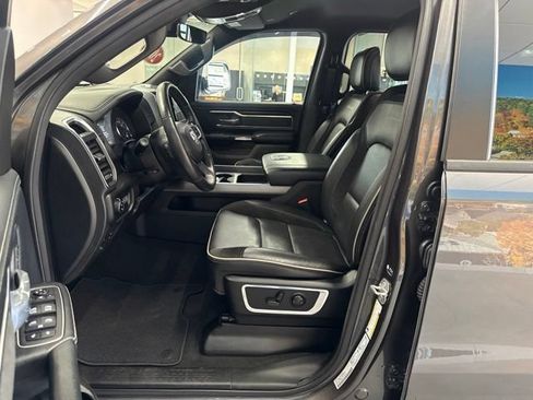 Used 2023 RAM 1500 Laramie AWD/4WD image 28