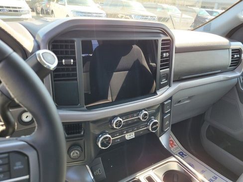 New 2025 Ford F150 XLT w/ Equipment Group 301A Standard image 38