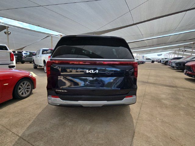 Used 2026 Kia Carnival FWD image 3