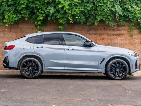 Used 2023 BMW X4 M40i image 4