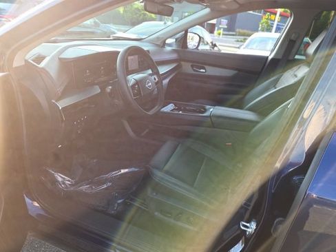Used 2025 Nissan Murano Platinum w/ Cargo Package AWD/4WD image 14