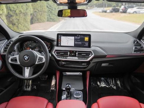 Used 2022 BMW X4 xDrive30i AWD/4WD image 17