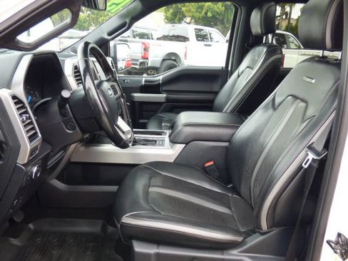 Used 2019 Ford F150 Platinum w/ Equipment Group 701A Luxury AWD/4WD image 26