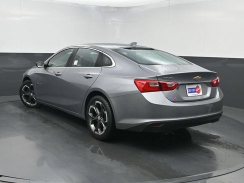 Used 2023 Chevrolet Malibu LT FWD image 18