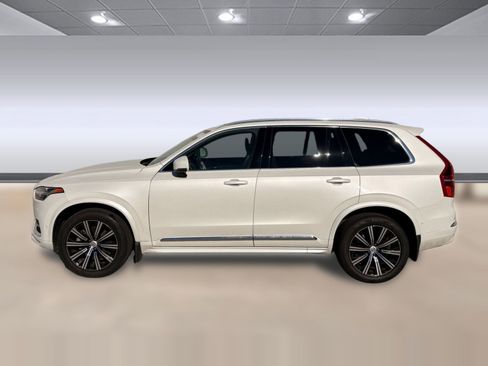 Certified 2023 Volvo XC90 B6 Plus image 2