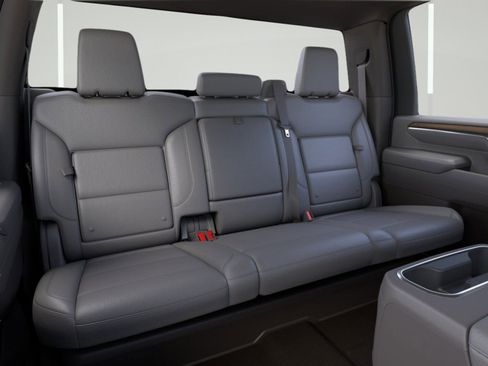 New 2025 GMC Sierra 3500 SLT w/ SLT Convenience Package image 6