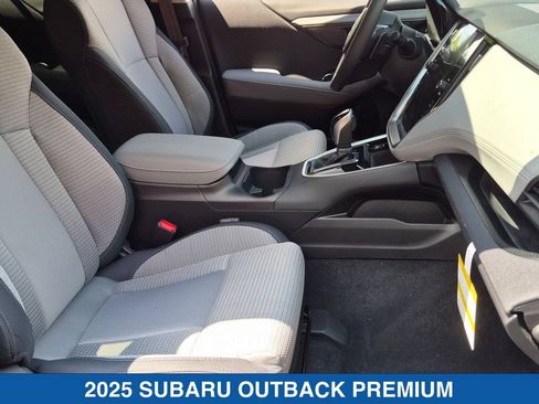 Certified 2025 Subaru Outback Premium AWD/4WD image 33