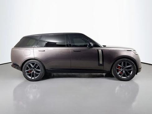 Used 2022 Land Rover Range Rover Long Wheelbase SE AWD/4WD image 4