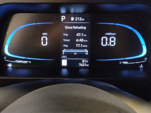 Used 2025 Hyundai Elantra Sport image 23