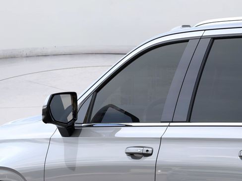 New 2026 Chevrolet Suburban LT w/ Comfort Package RWD image 12